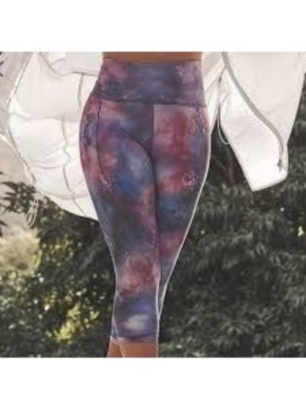 ATHLETA Salutation II Stash Pocket Capri Leggings Supernova Purple Pink Large